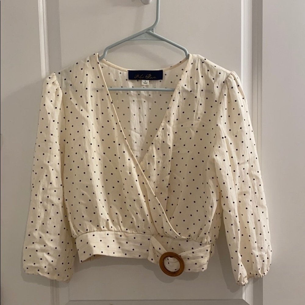 Three quarter sleeve shirt